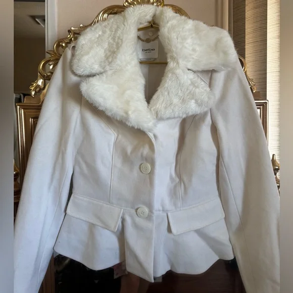 Bebe Y2K fur jacket coat white furry faux fur flattering fit - Picture 4 of 5